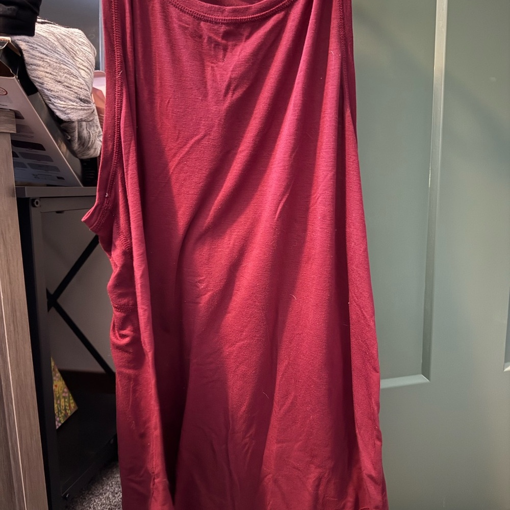 Champion Women's Tank Top - Burgundy
